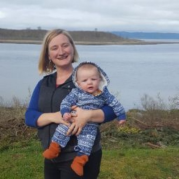 Meet your Posher, Carrie - Picture 1 of 1